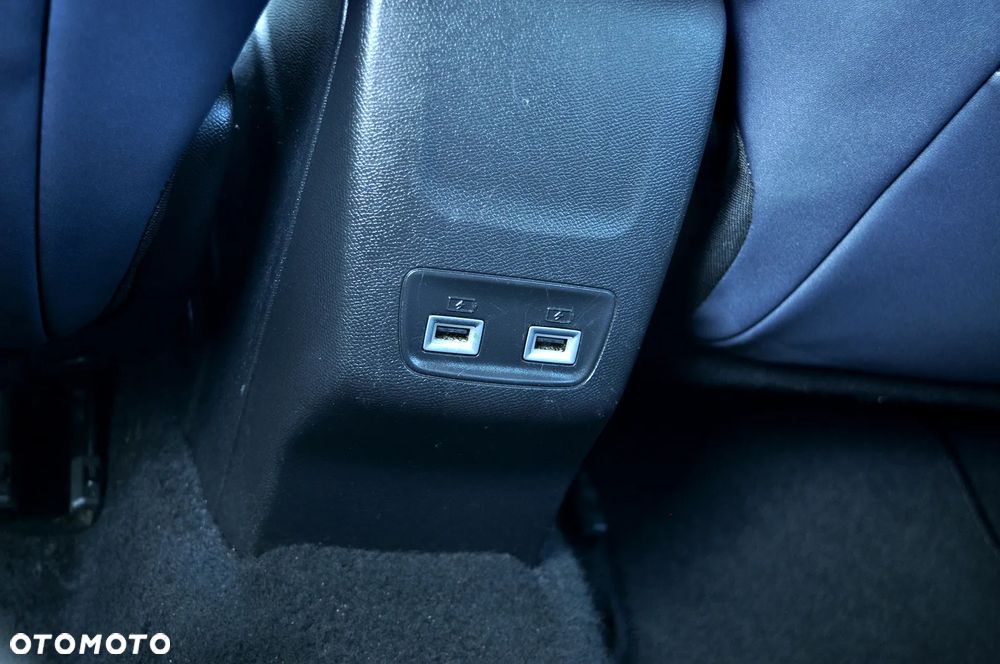 Peugeot 2008 1.5 BlueHDi Allure Pack S&S EAT8 - 29