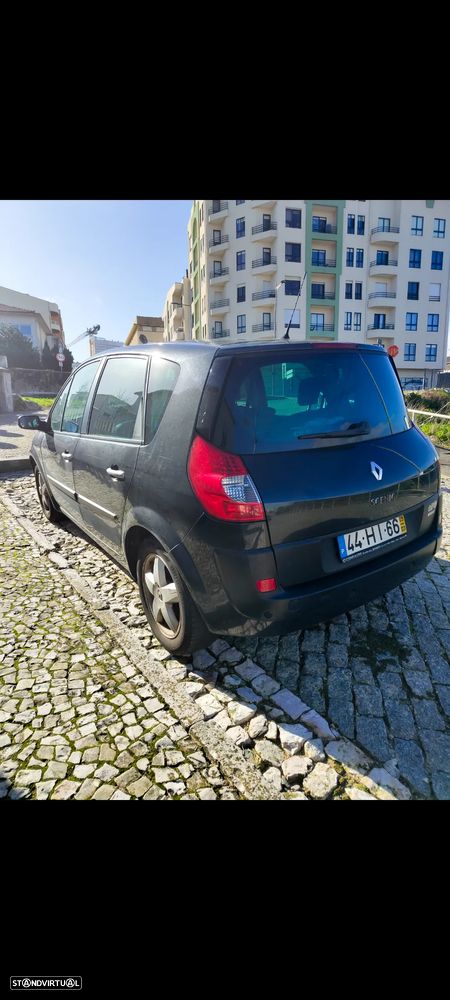 Renault Scénic 1.5 dCi Confort - 4