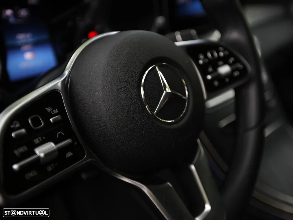 Mercedes-Benz C 300 e Avantgarde - 17