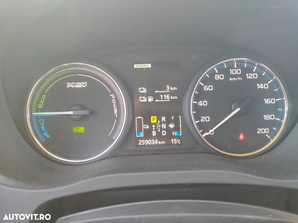 Mitsubishi Outlander 2.0 Litre DOHC MIVEC 4WD Instyle Navi - 5