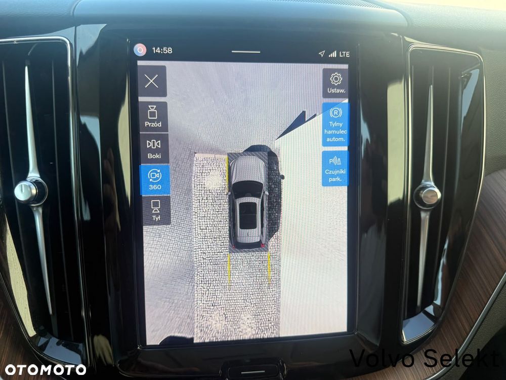 Volvo XC 60 - 21