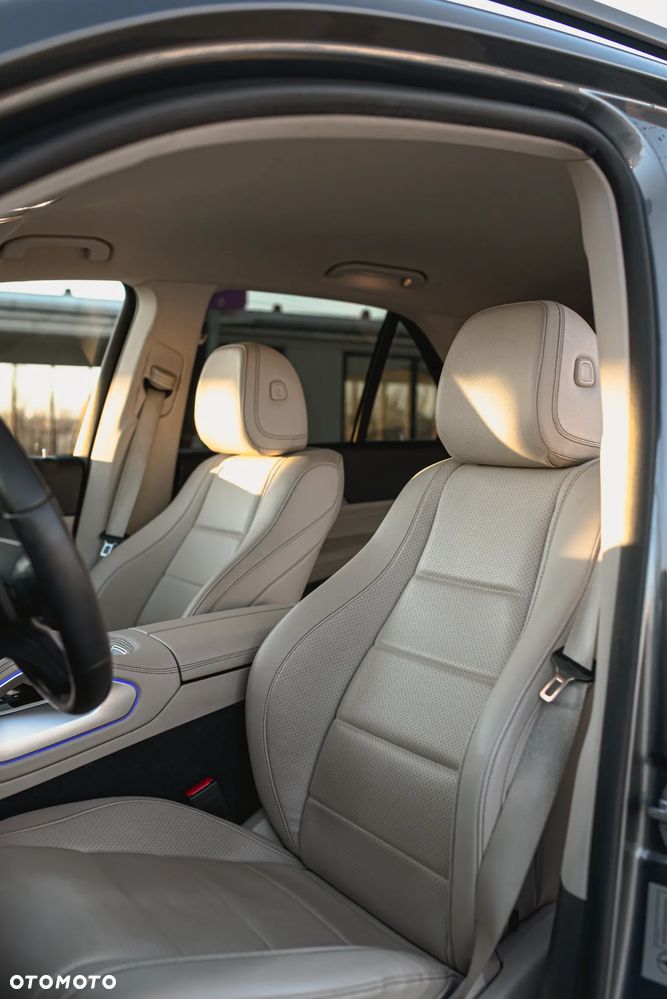 Mercedes-Benz GLE - 29