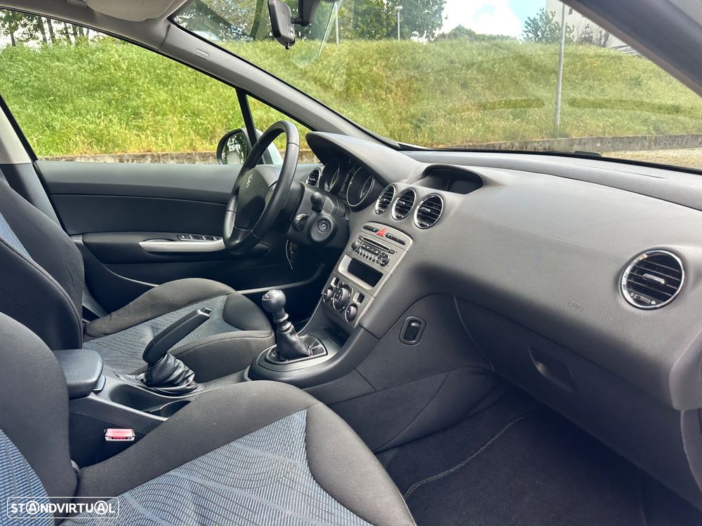 Peugeot 308 1.6 HDi Sport CVM6 - 36