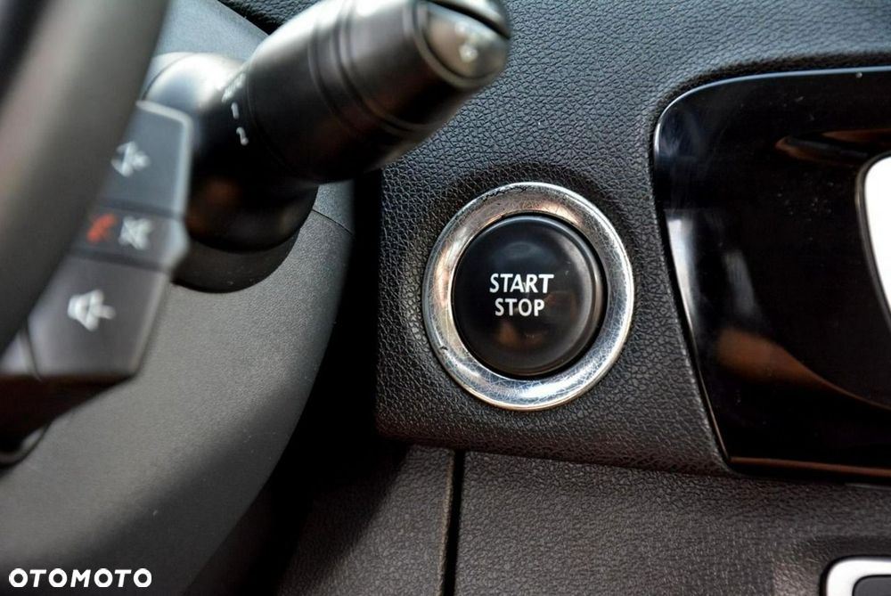 Renault Scenic ENERGY TCe 130 BOSE EDITION - 29