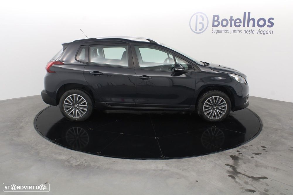 Peugeot 2008 1.2 PureTech Allure - 8