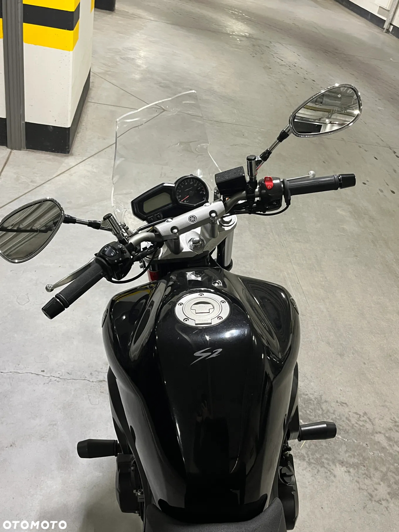 Yamaha FZ6 - 15