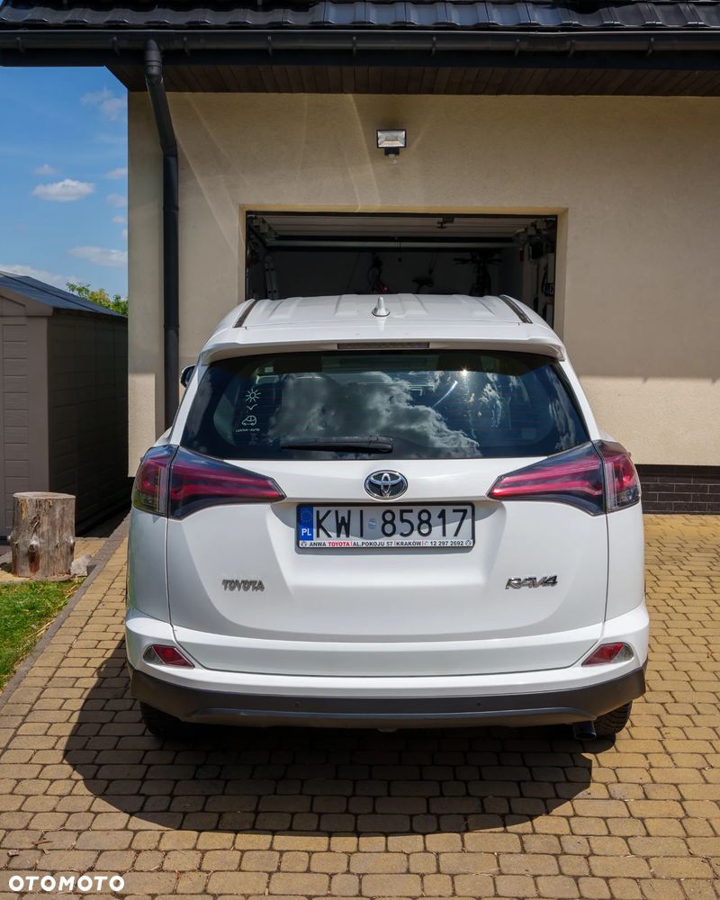 Toyota RAV4 2.0 D-4D Active 4x2 - 10