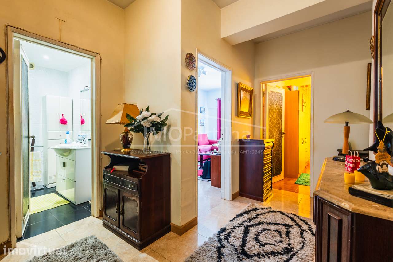 Apartamento T3
Mercês - Rio de Mouro - Grande imagem: 3/35