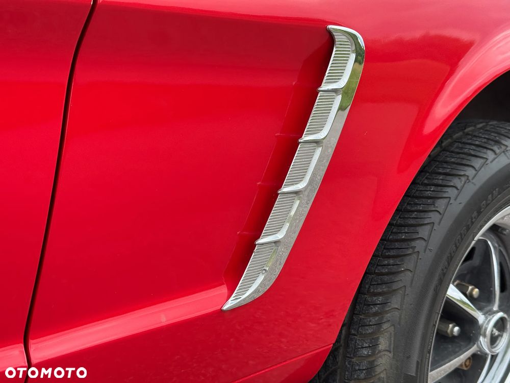 Ford Mustang - 19