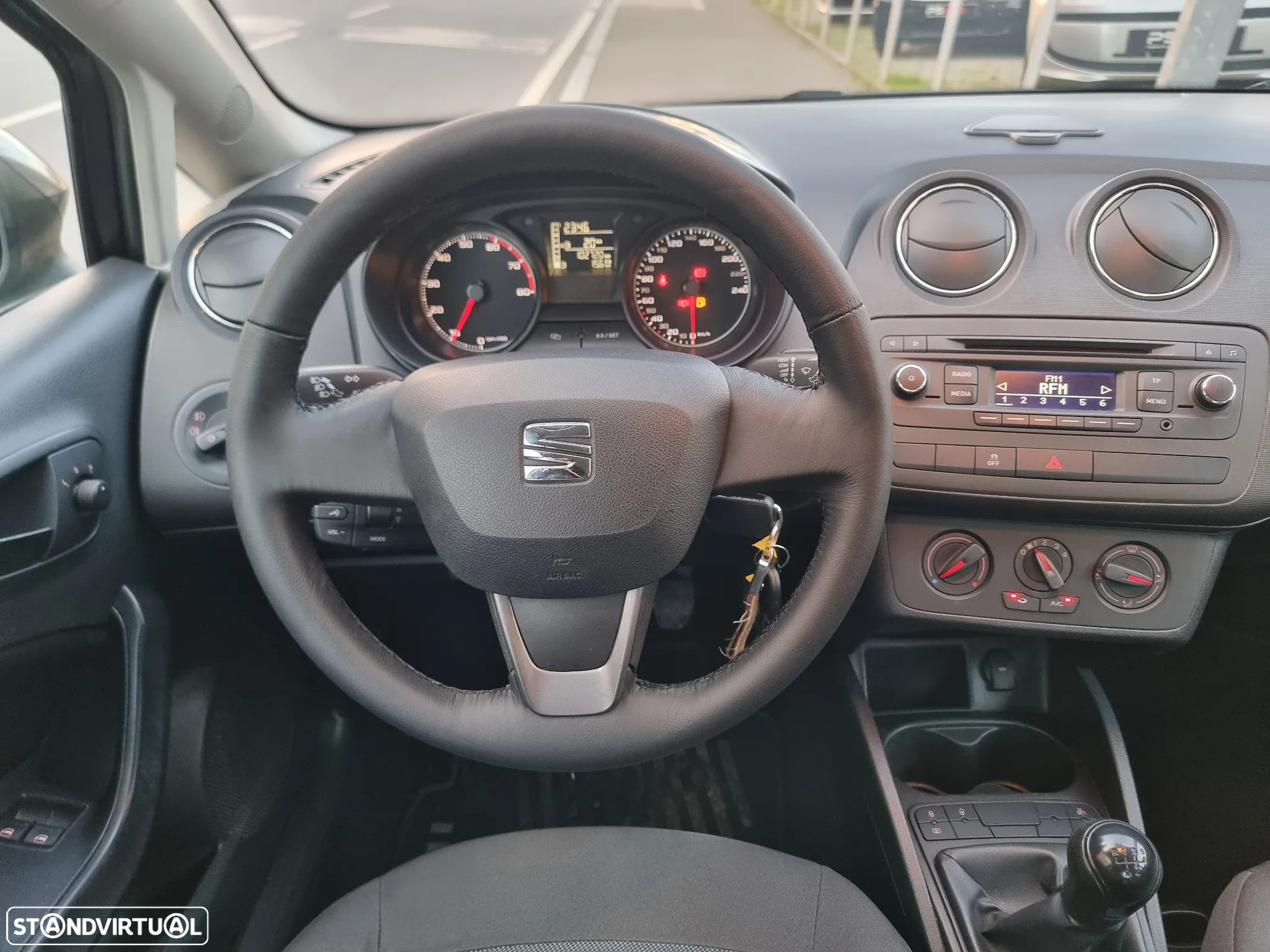 SEAT Ibiza 1.2 12V I-Tech - 12