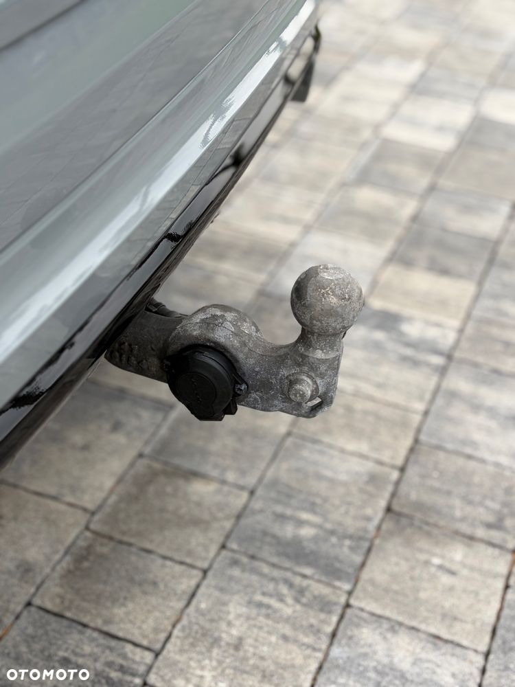Volvo XC 60 B5 B AWD Ultra Black Edition - 36