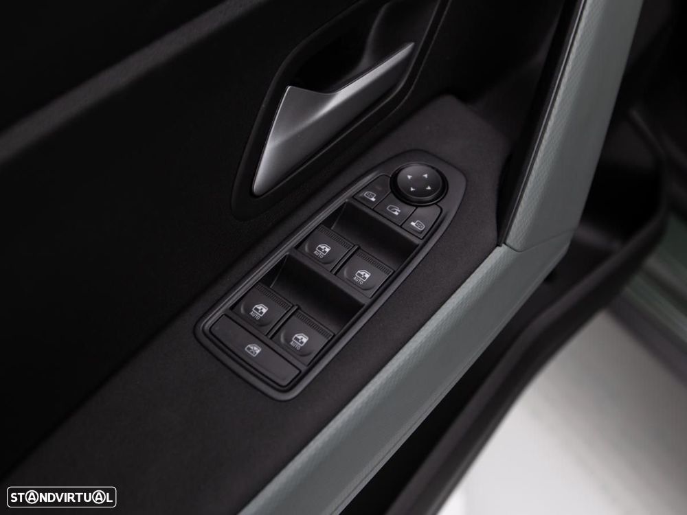 Dacia Duster 1.6 Hybrid Extreme - 18