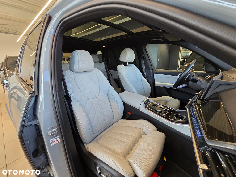 BMW X5 xDrive40d mHEV M Sport sport - 26