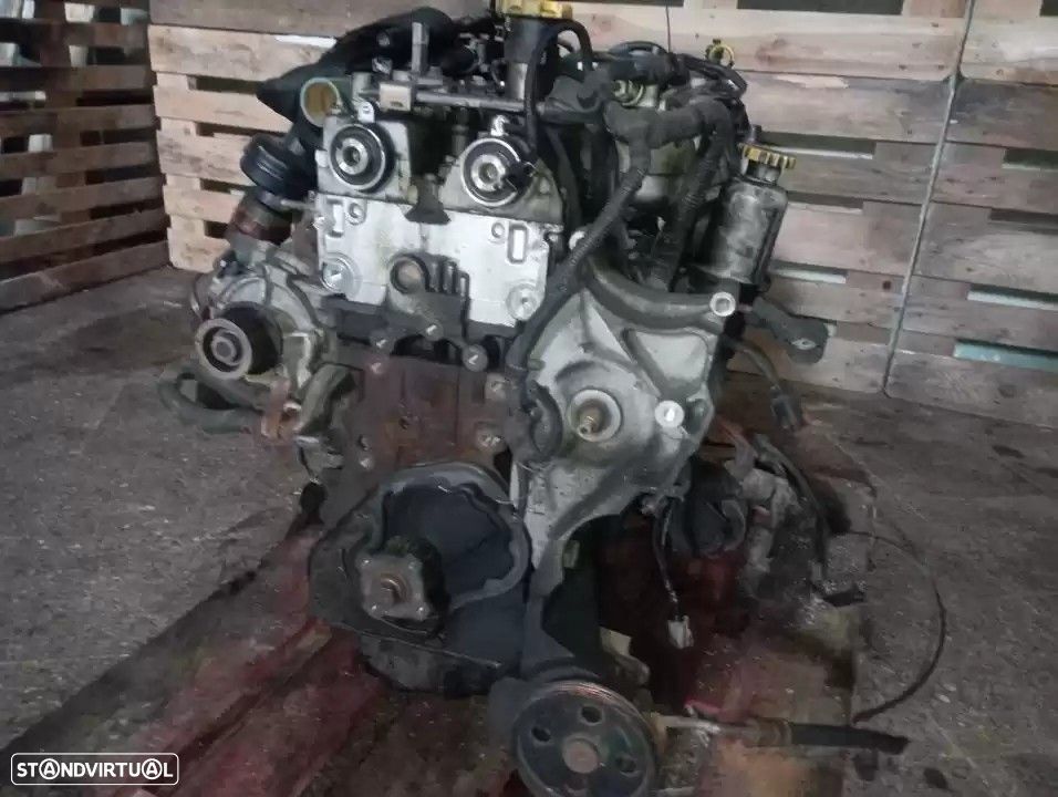 MOTOR COMPLETO CHRYSLER VOYAGER IV 2001 - 4