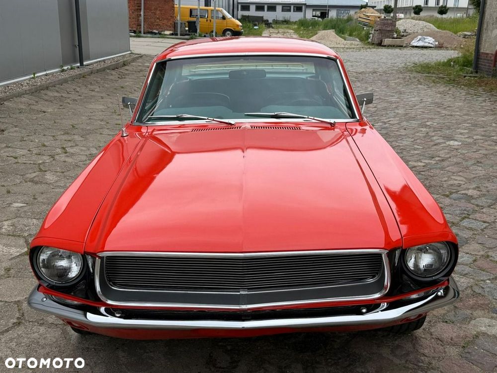 Ford Mustang - 20