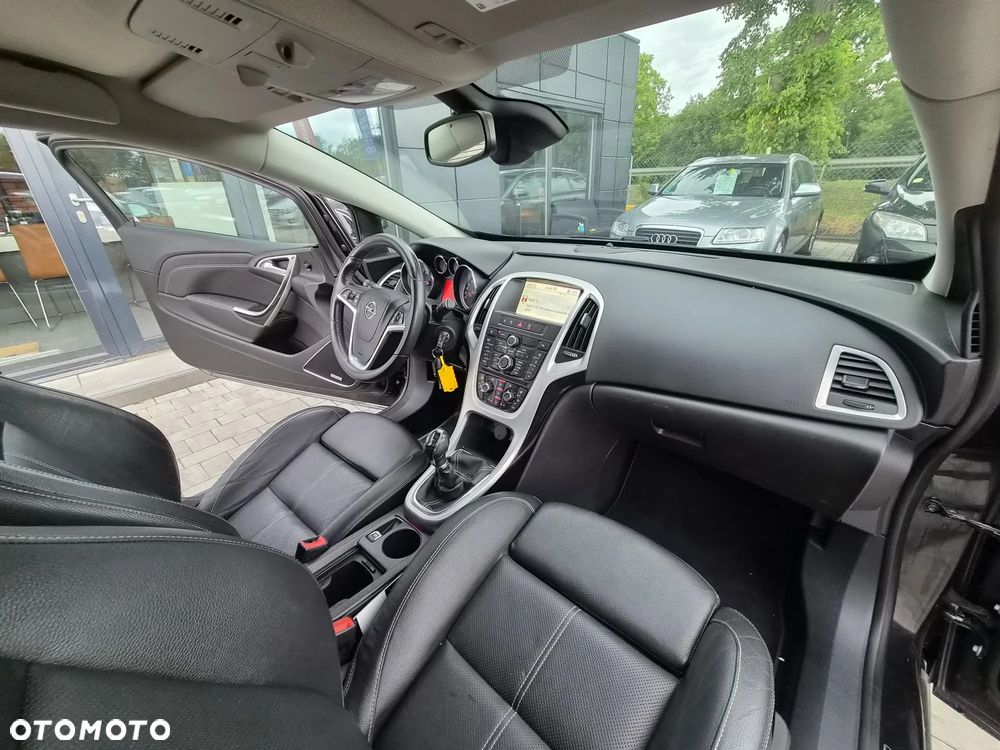 Opel Astra 1.4 Turbo Active - 25
