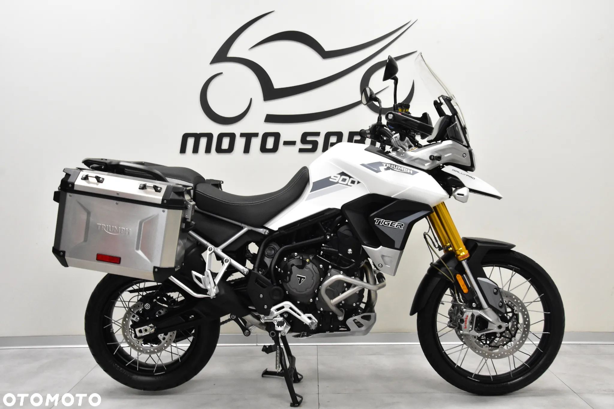 Triumph Tiger - 1