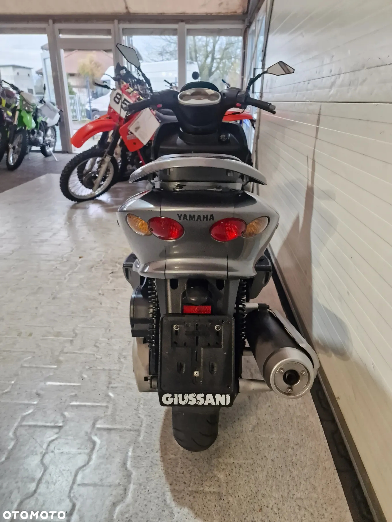 Yamaha Majesty - 4