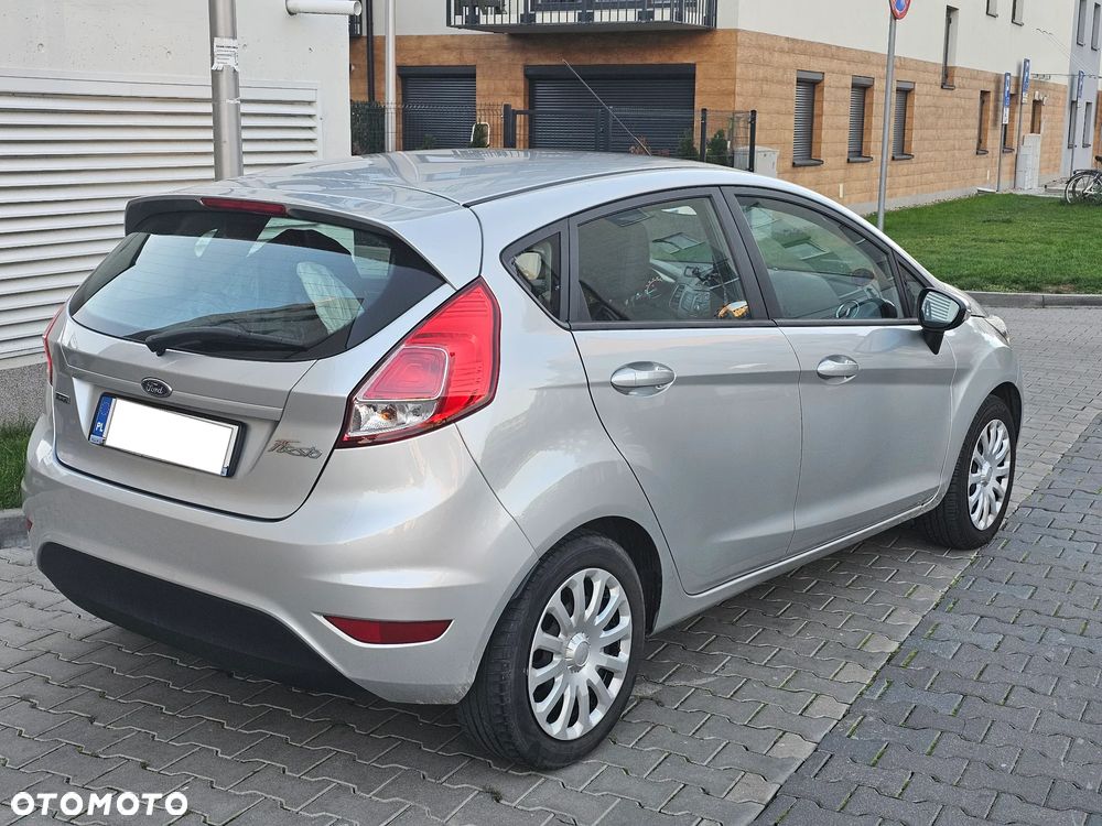 Ford Fiesta - 2