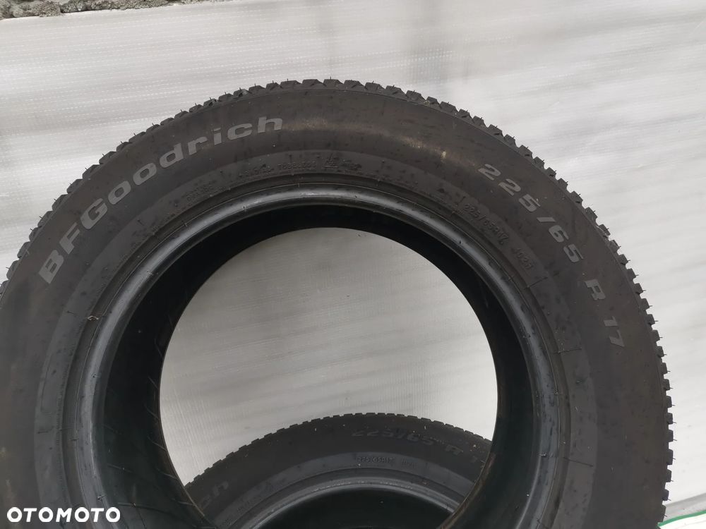 225/65 R17 Opony zimowe BFGoodrich G-force winter 2 2021r 6.5-4.5mm - 4