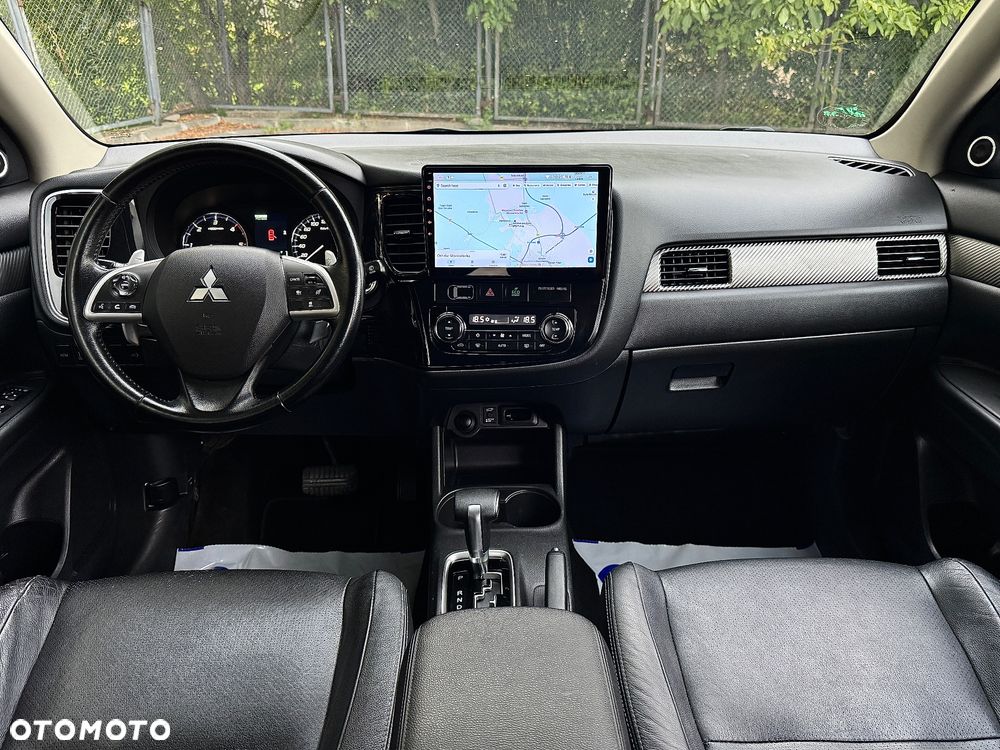 Mitsubishi Outlander 2.2 DI-D 4WD Automatik Top - 18