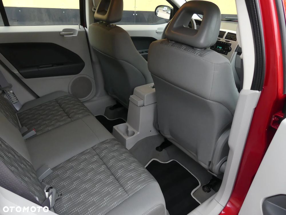 Dodge Caliber 2.0 CVT SE - 15