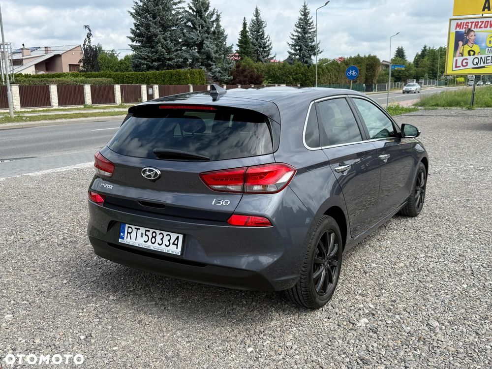 Hyundai i30 1.4 T-GDI Premiere Style - 14