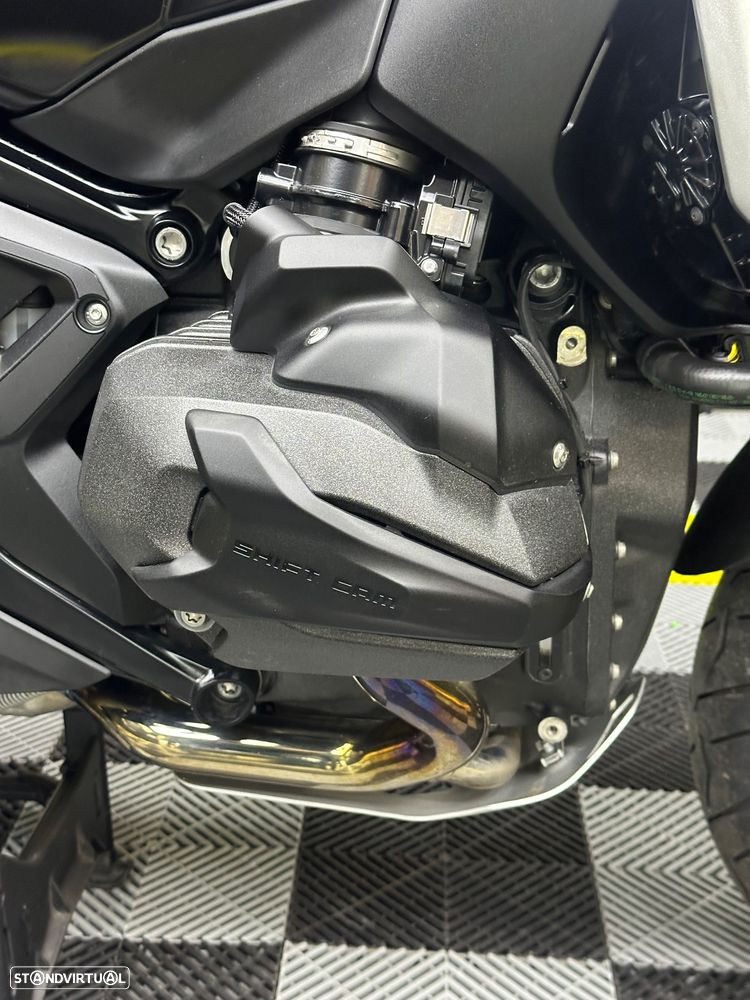 BMW R 1300 GS Triple black - 6