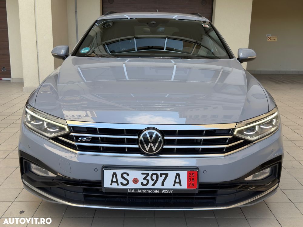Volkswagen Passat 2.0 TDI SCR DSG R-Line - 8