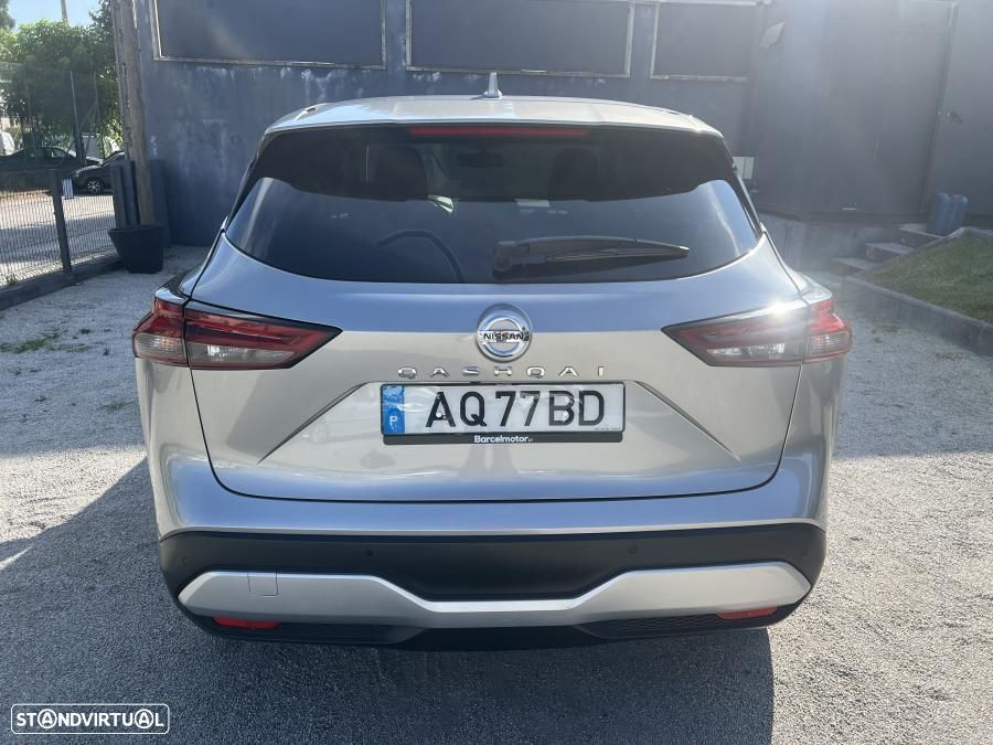 Nissan Qashqai 1.3 DIG-T N-Connecta Xtronic - 5