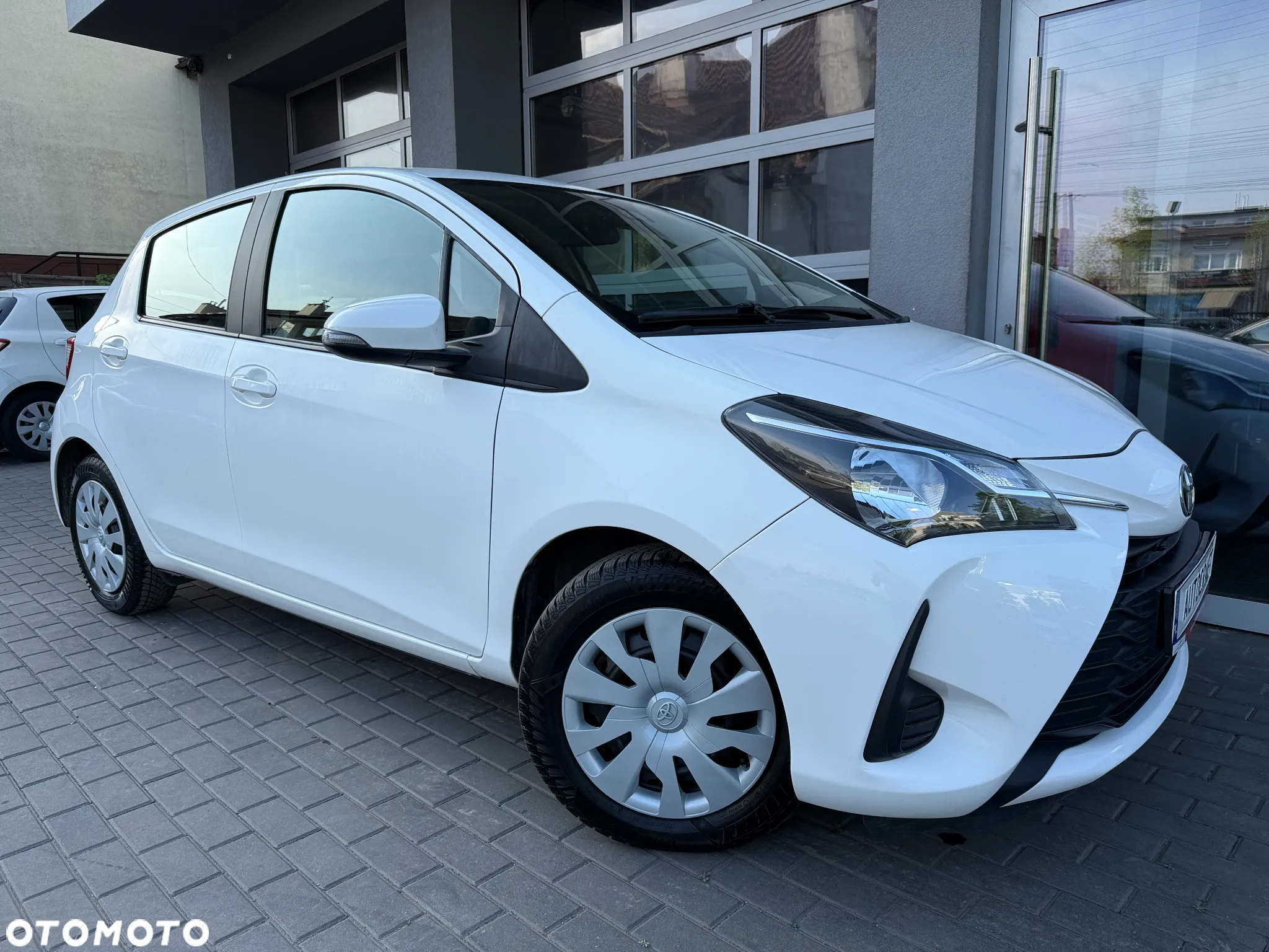 Toyota Yaris 1.5 Active - 13