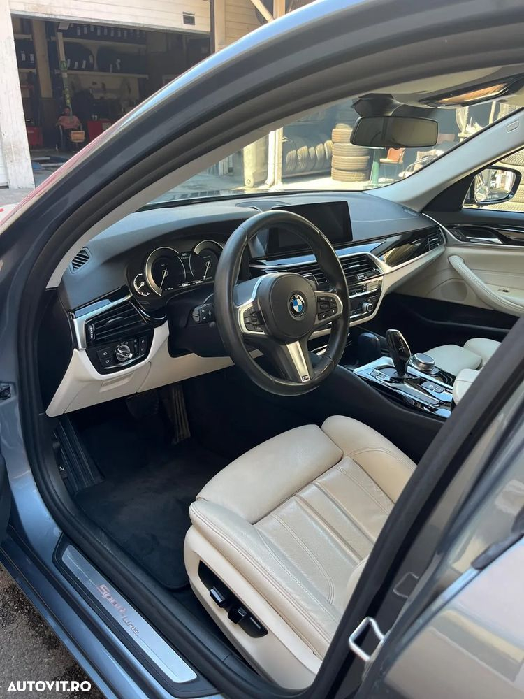 BMW Seria 5 530d xDrive AT - 2