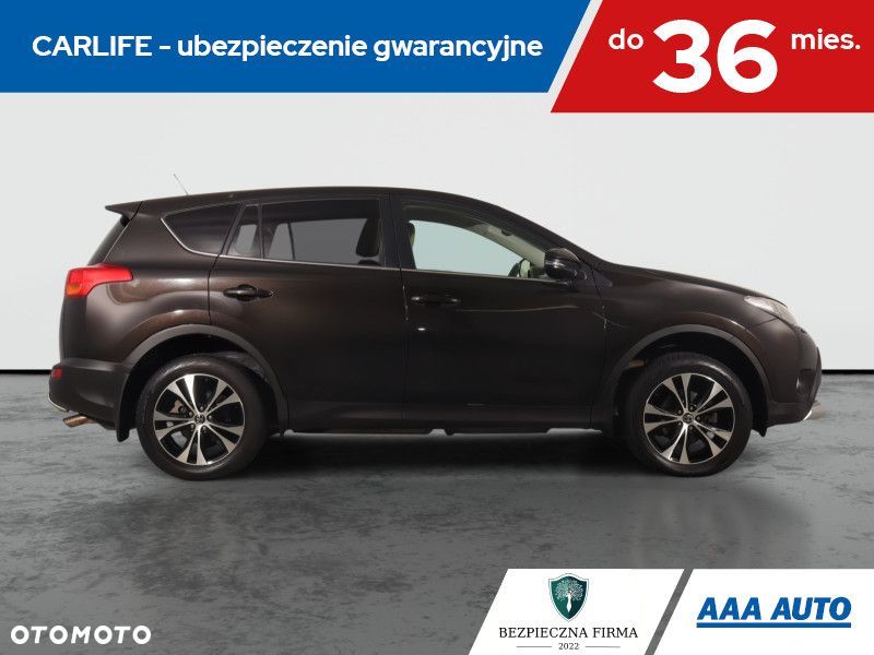Toyota RAV4 - 8