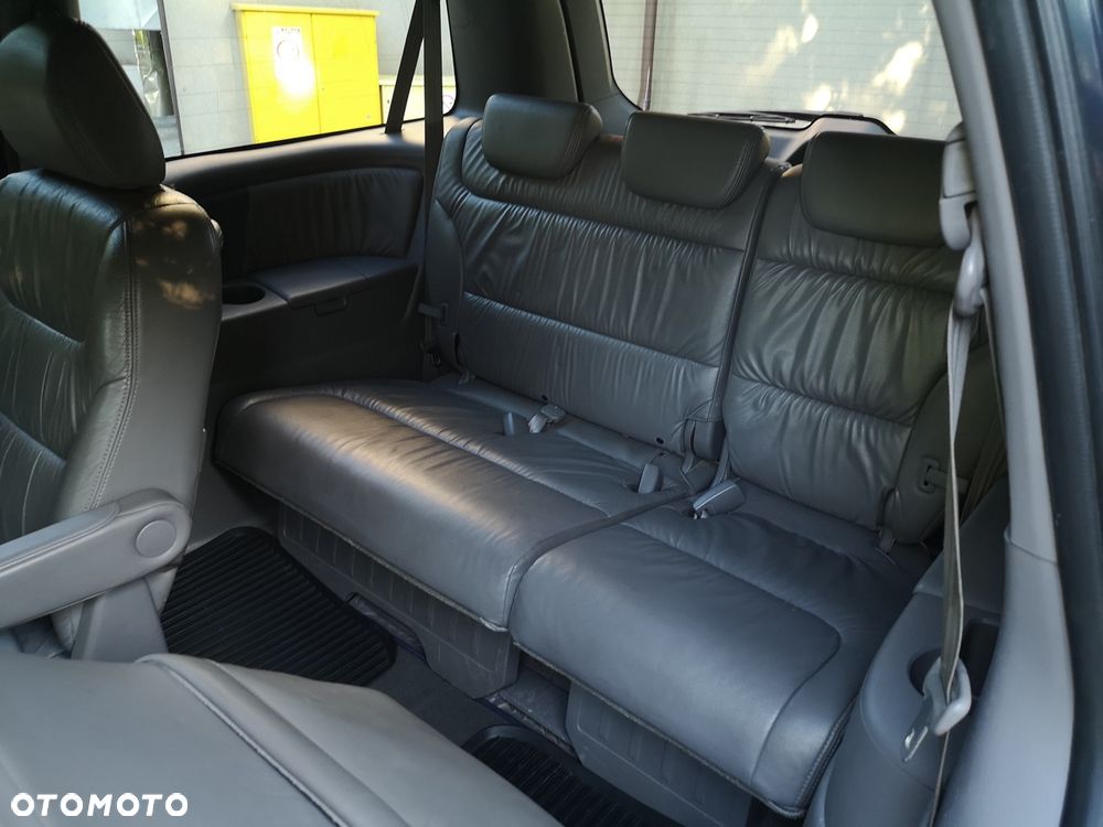 Honda Odyssey 3.5 LX - 12