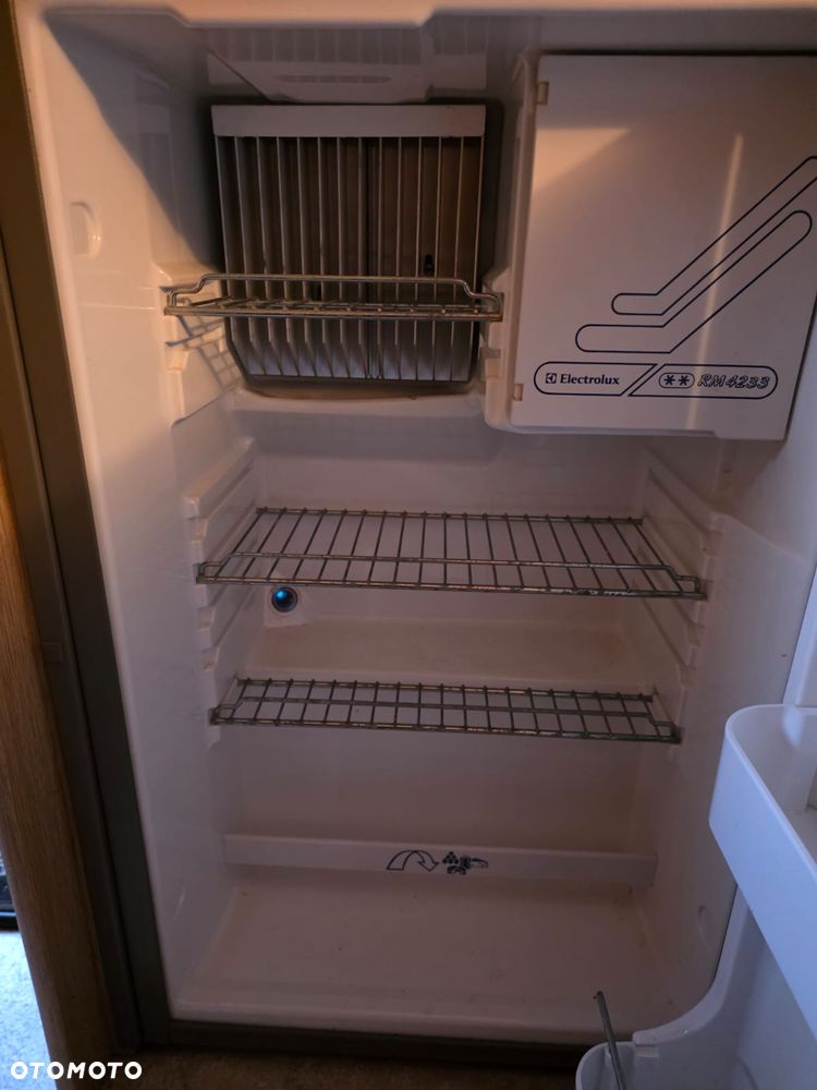 Elddis Whirlwind ex300 2/3 osobowa przyczepa kempingowa - 10