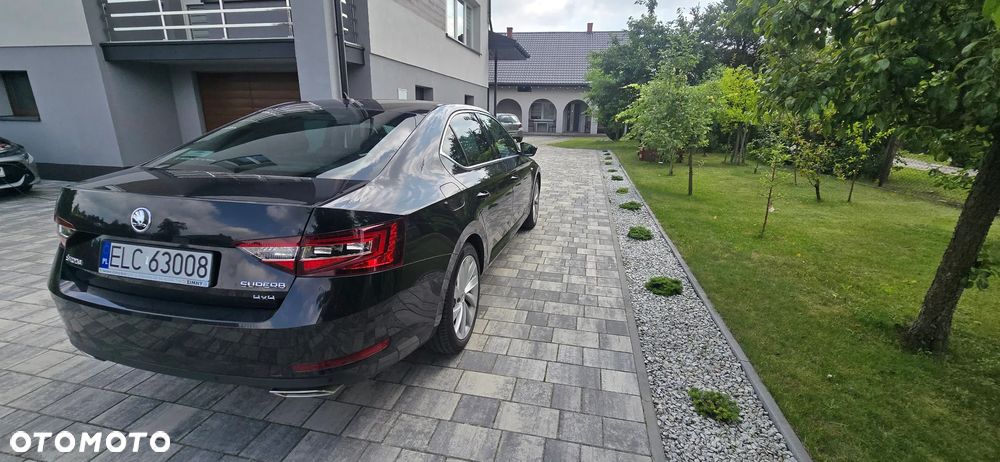 Skoda Superb 2.0 TSI 4x4 L&K DSG - 5