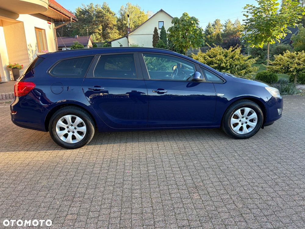 Opel Astra - 4