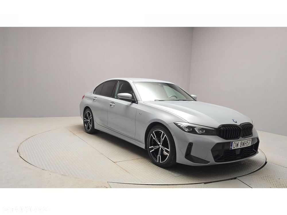 BMW Seria 3 320d xDrive mHEV M Sport - 7