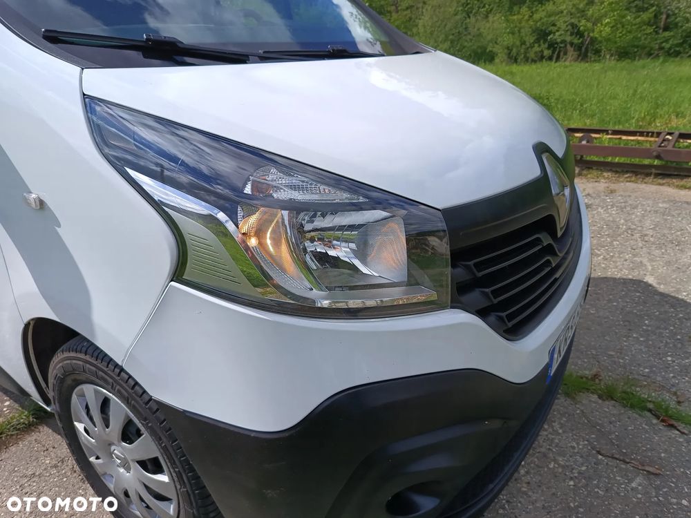 Renault Trafic L2H1 1.6 diesel 140kM 2014rok WEBASTO, CZUJNIKI PARKOWANIA, HAK, BAGAŻNIK DACHOWY, drzwi przesuwne z obu stron, stan BDB, BEZWPADKOWY! - 19