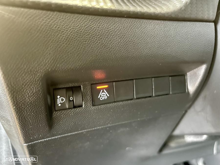 Peugeot 208 1.2 PureTech Allure Pack EAT8 - 15