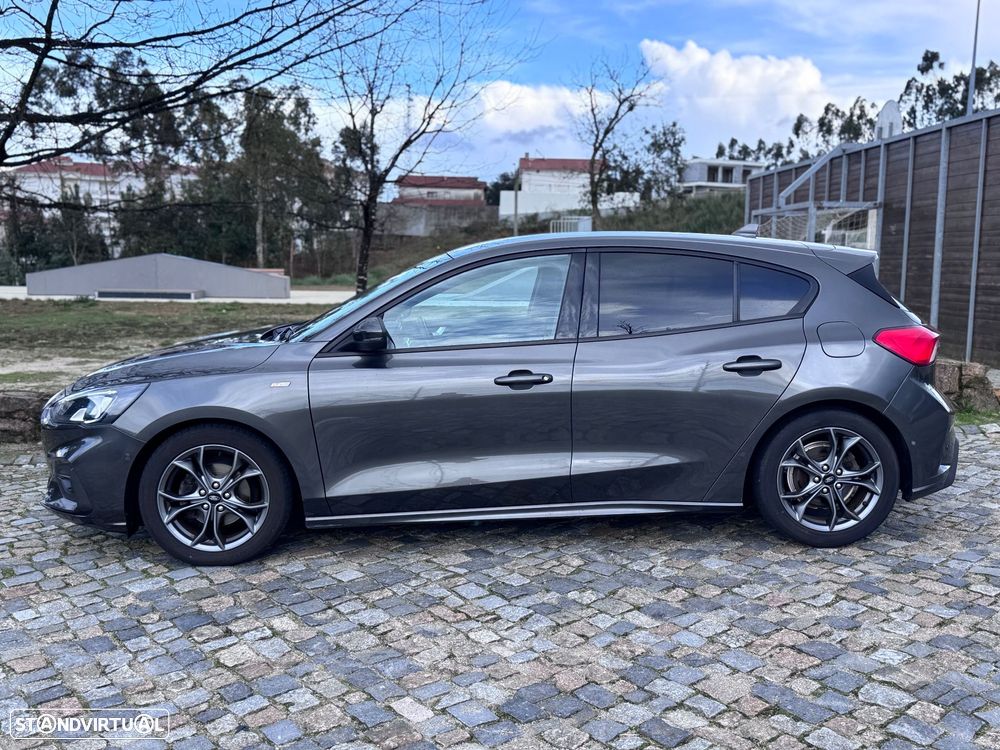 Ford Focus 1.0 EcoBoost ST-Line - 2