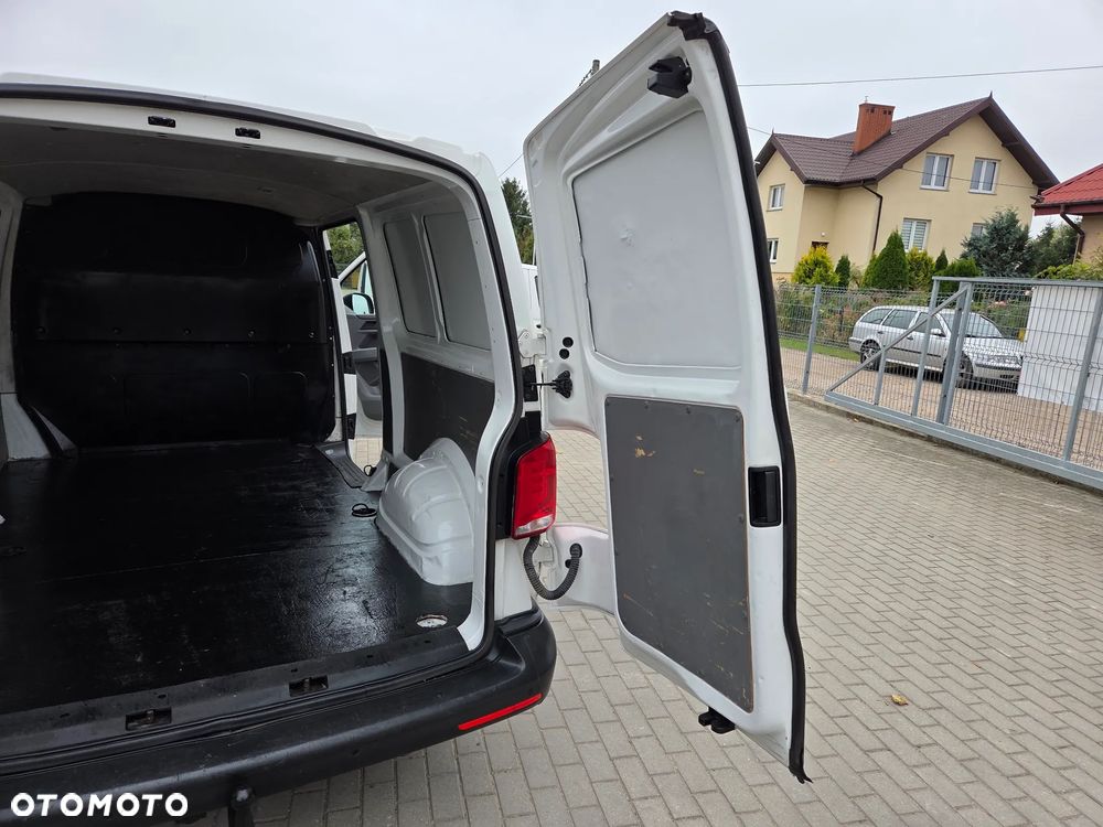 Volkswagen Transporter L2H1 - 17
