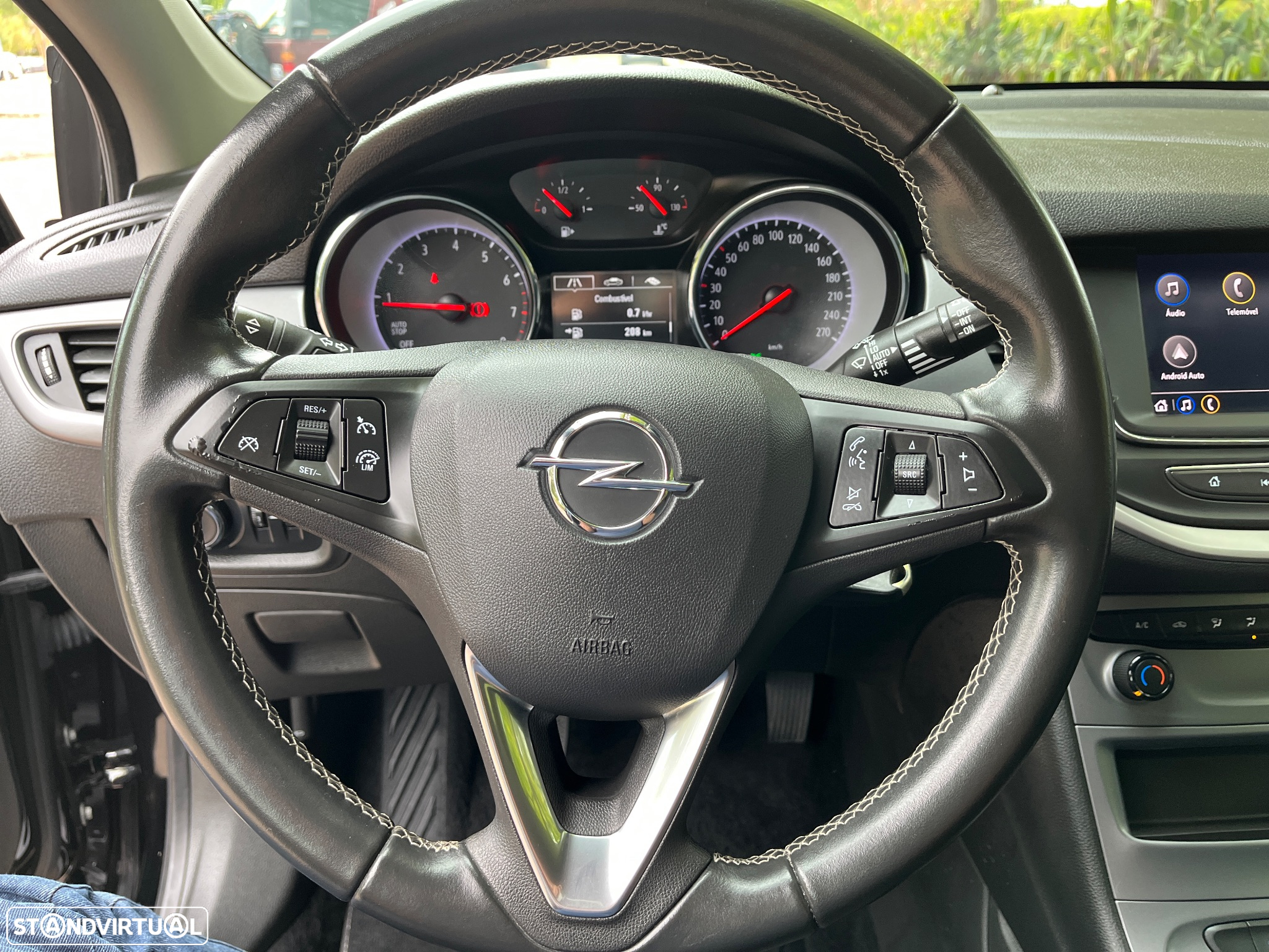 Opel Astra 1.2 T Business Edition S/S - 10