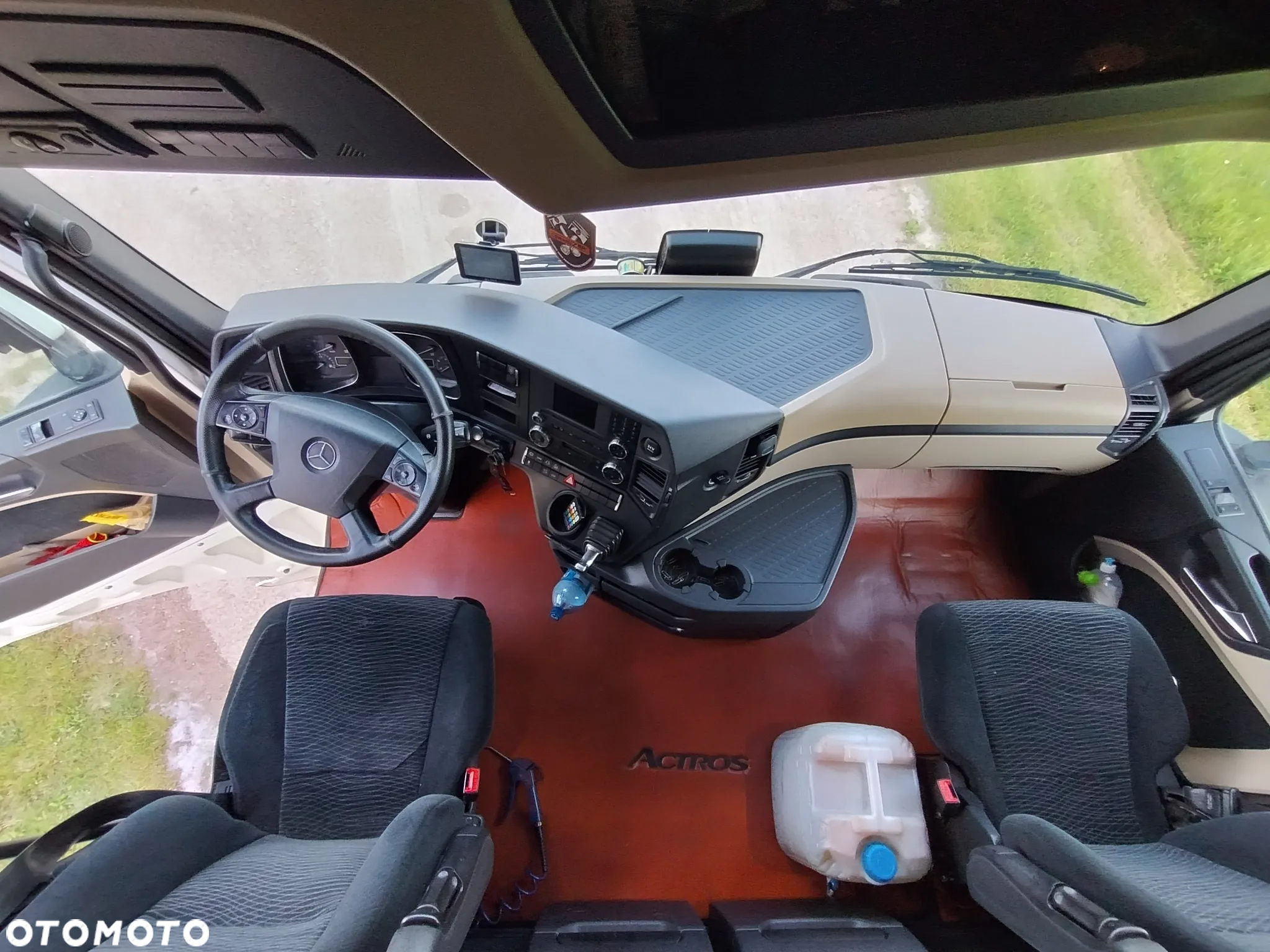 Mercedes-Benz Actros - 6