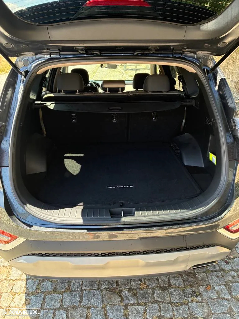 Hyundai Santa Fe - 4