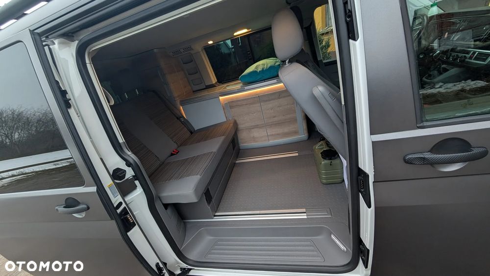 Volkswagen California - 17