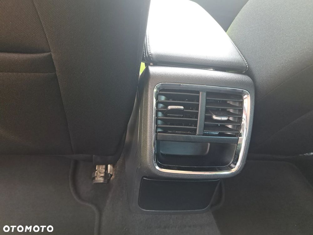 Skoda Octavia 2.0 TDI Style DSG - 25