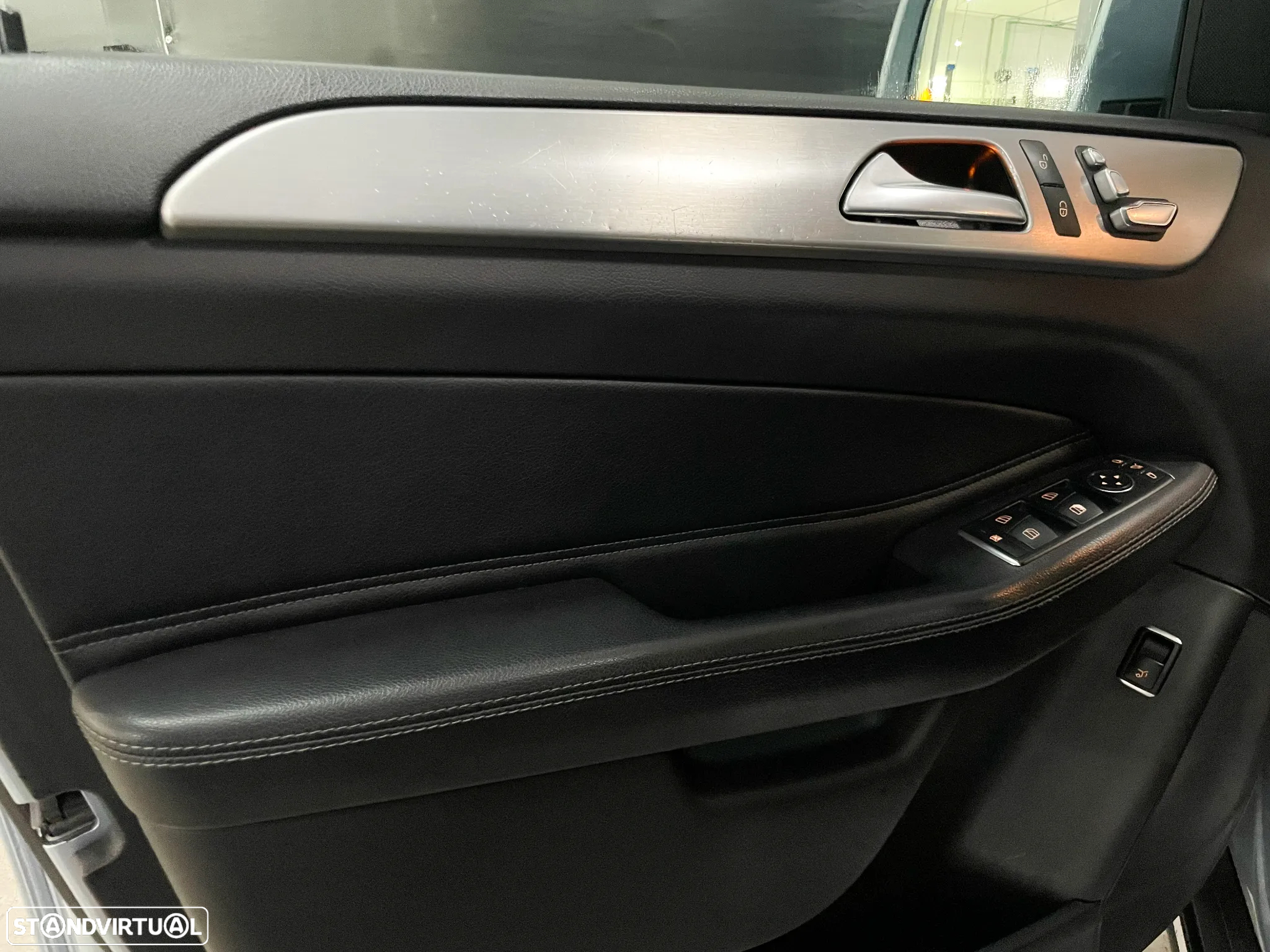 Mercedes-Benz GLE 350 d 4-Matic - 9