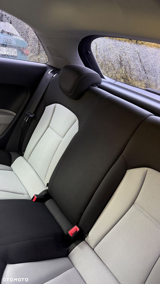 Audi A1 3-drzwiowe 2.0 TDI Ambition - 11