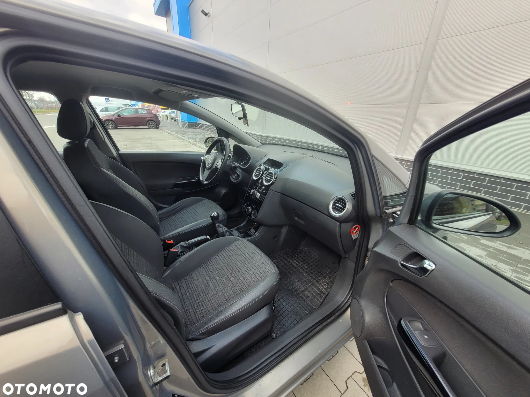 Opel Corsa - 12